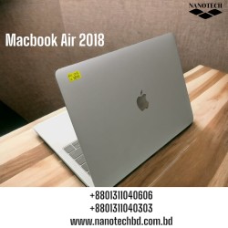 MacBook Air 2018 | Intel Core i5 | RAM: 16GB | SSD: 256GB | Adapter